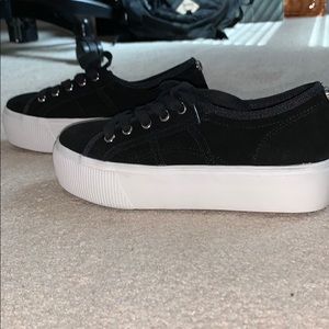 Steve Madden Black Sneakers